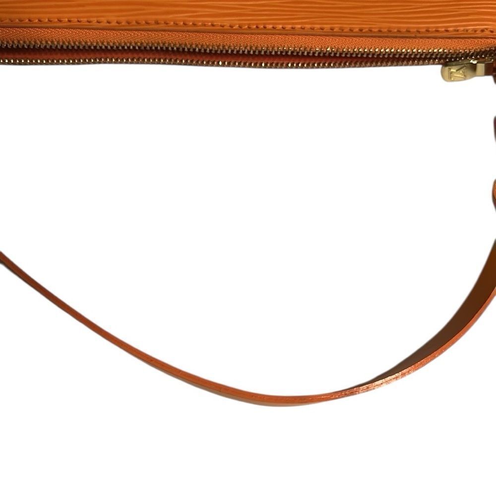 Authentic Louis Vuitton Tangerine Epi Leather Pochette. - Picture 10 of 14